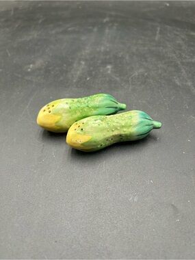 Vintage pickle Cucumber salt and pepper shakers
